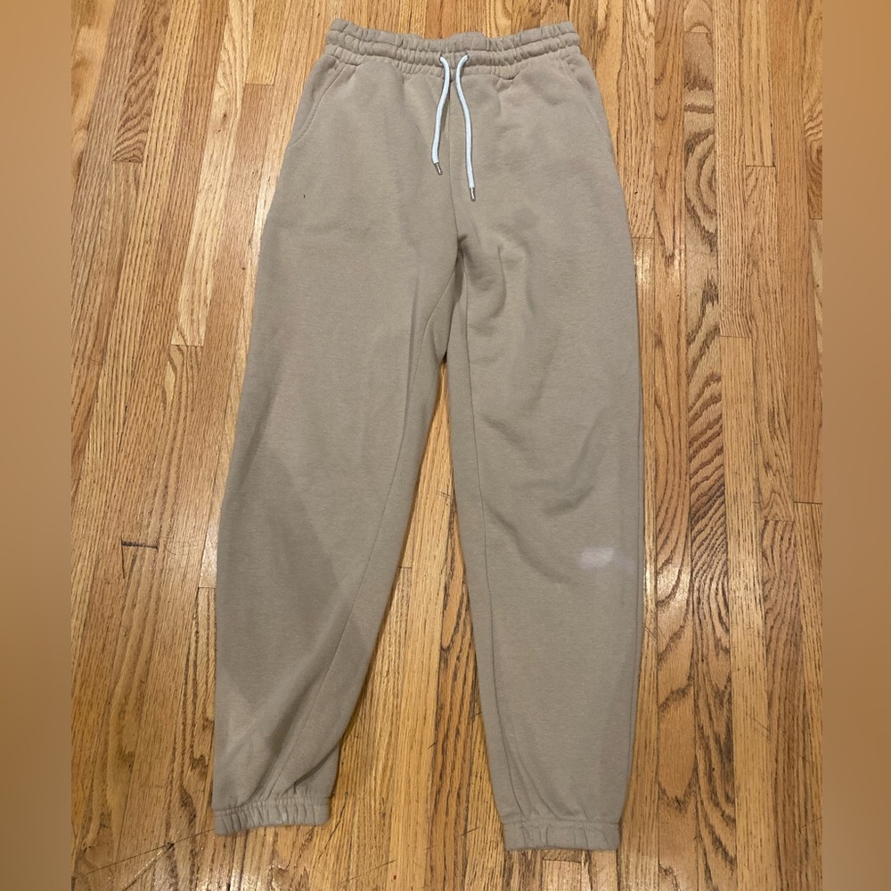 ⚠️SOLD⚠️Forever 21 sweatpants